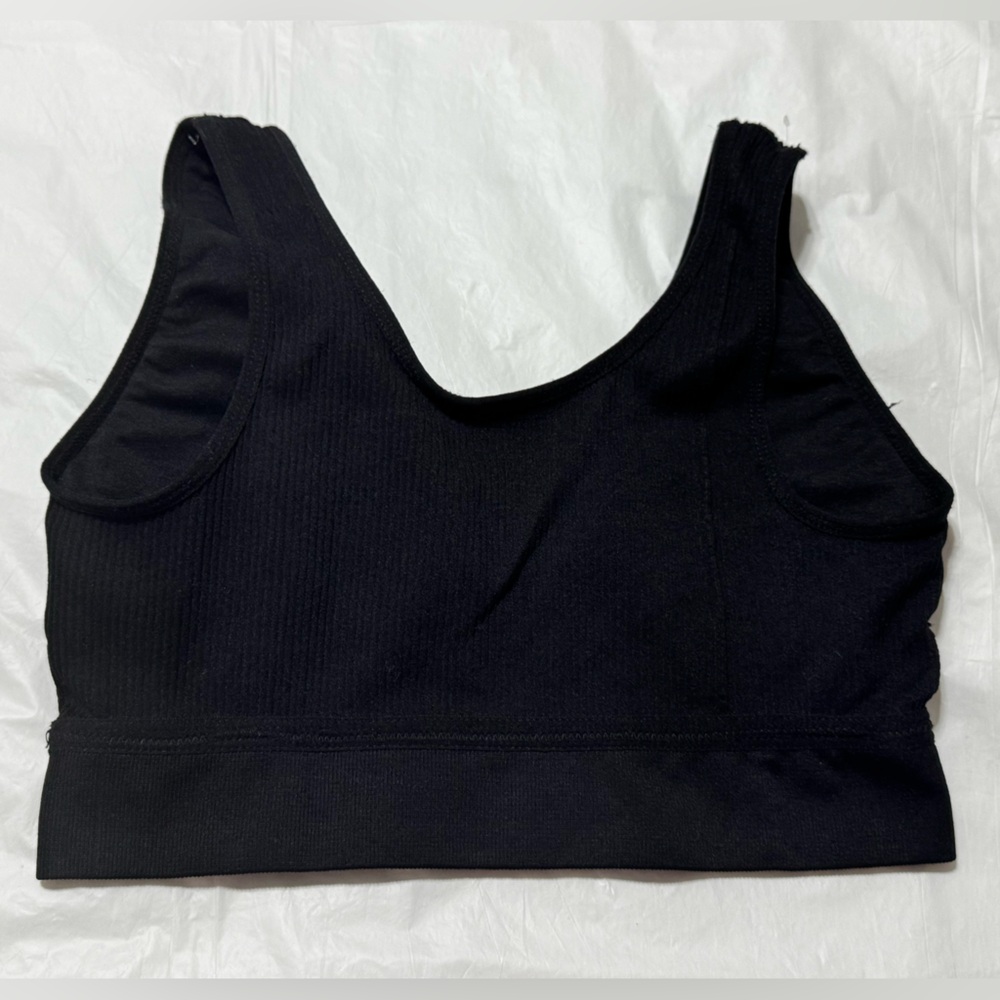 Bebe Black Ribbed Sports Bra with keyhole cutout size XL - Picture 5 of 8